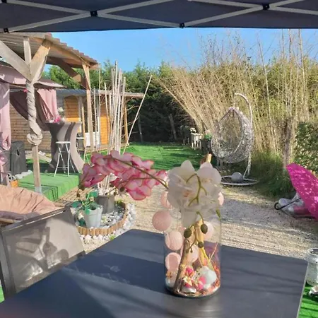 Le Refuge Zen Et Bien-etre Casa de Férias Montpouillan